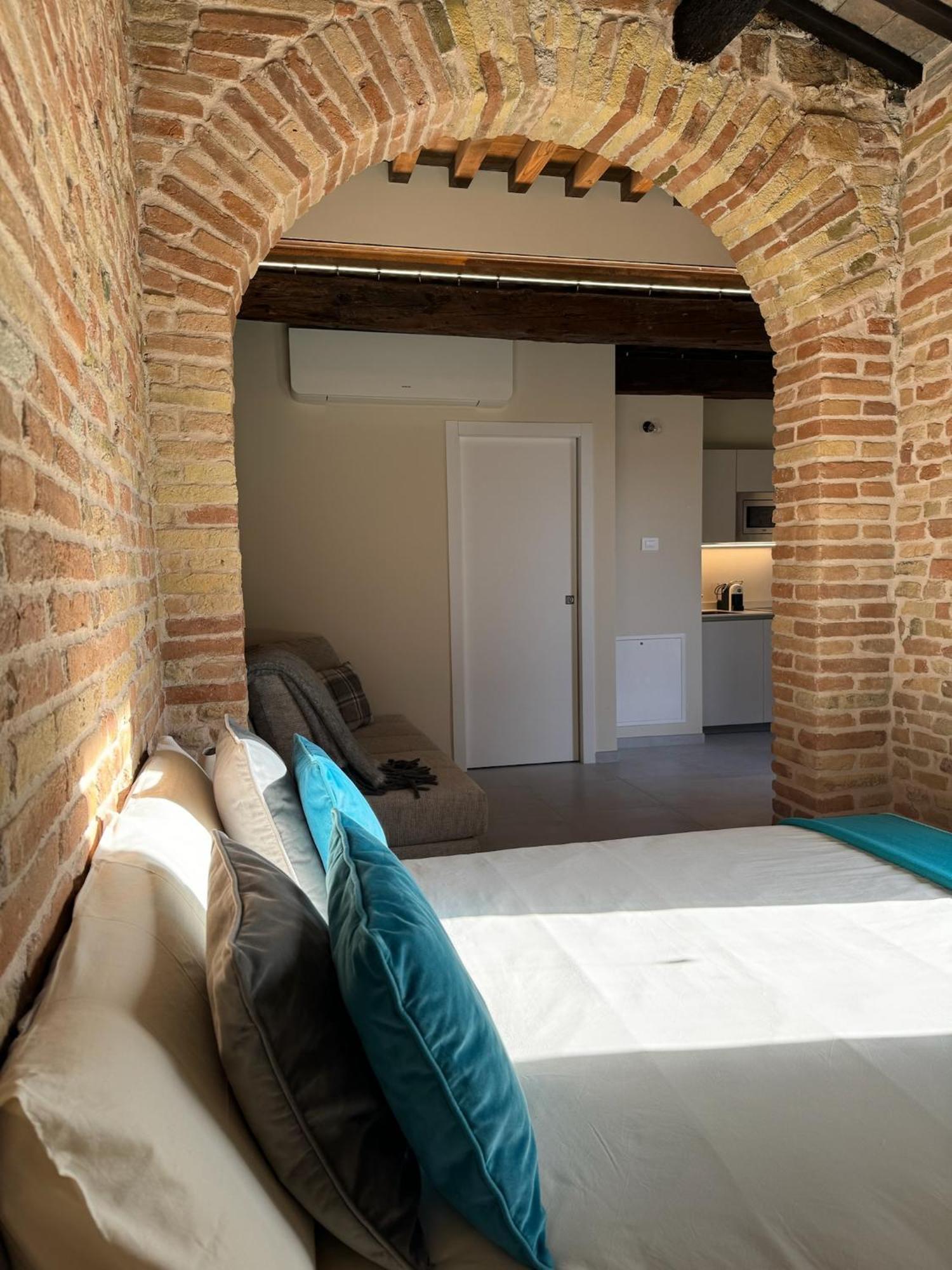 Noua Luxury Studio Apartments Ravenne Extérieur photo